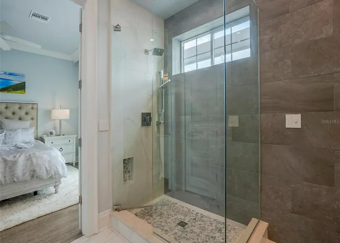 Villa Brightwater Blue 188-3 *